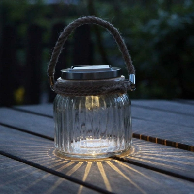 Skleněná solární LED lucerna Star Trading Jamjar, výška 11,5 cm