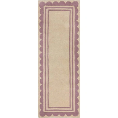 Ručně tkaný vlněný běhoun ve fialovo-přírodní barvě 80x230 cm Lois Scallop – Flair Rugs